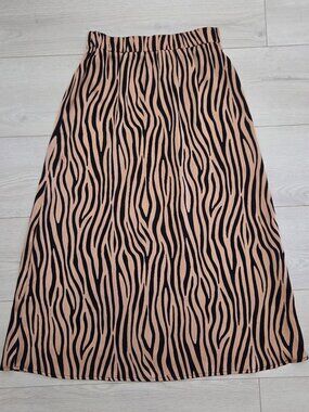 Shein Midi Skirt Junior Small Animal Print Zebra Tiger Beige Copper ElasticWaist